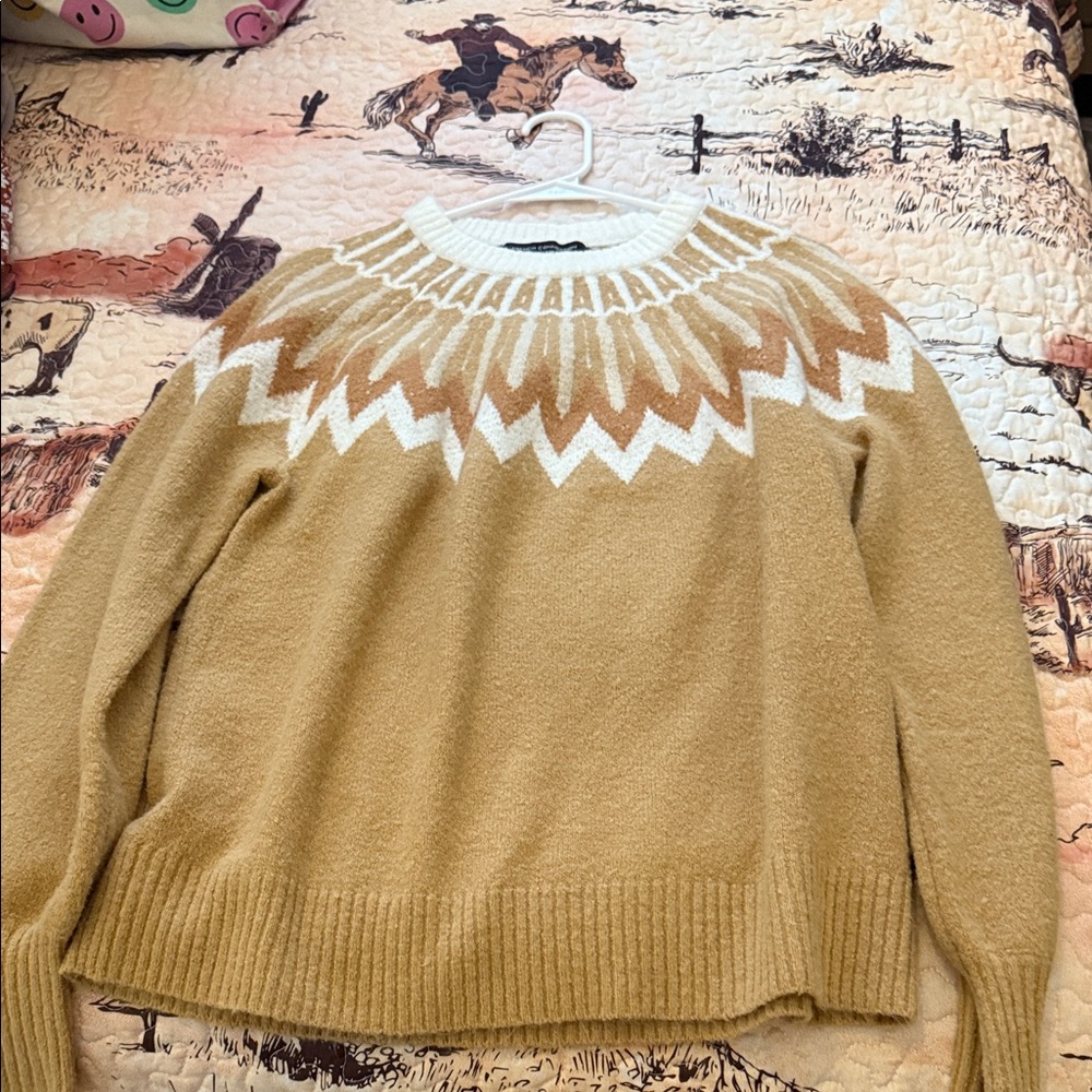 French Connection Beige and White Patterned Sweater